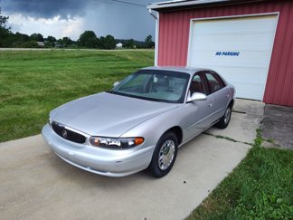 Used 2004 Buick Century Custom image 1