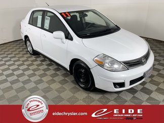 Used 2011 Nissan Versa 1.8 S w/ Plus Pkg image 1