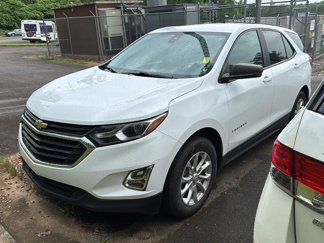 Used 2021 Chevrolet Equinox LS w/ LS Convenience Package image 1