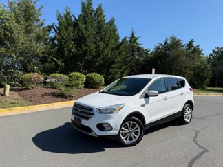 Used 2017 Ford Escape SE image 1