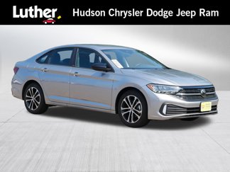 Used 2024 Volkswagen Jetta Sport image 1