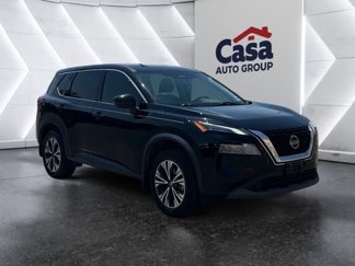 Used 2021 Nissan Rogue SV image 1