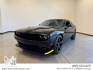 Used 2019 Dodge Challenger SXT w/ Blacktop Package image 1