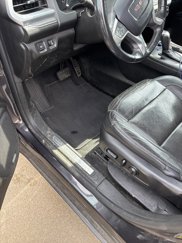 Used 2017 GMC Acadia SLT image 1