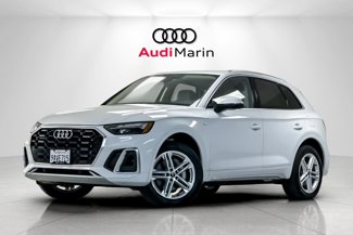 Used 2022 Audi Q5 e Premium w/ Convenience Package image 1