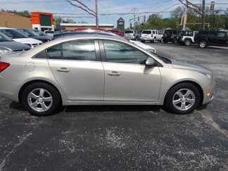 Used 2011 Chevrolet Cruze LT image 1