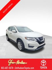Used 2020 Nissan Rogue S image 1