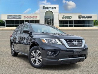 Used 2020 Nissan Pathfinder SL image 1