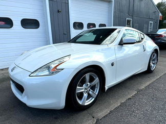Used 2011 Nissan 370Z Touring image 1