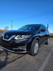 Used 2018 Nissan Rogue SV w/ Sun & Sound Touring Package image 1