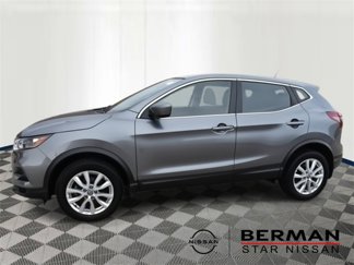 Used 2020 Nissan Rogue Sport S w/ Appearance Package image 1