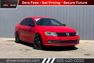 Used 2016 Volkswagen Jetta Sport image 1