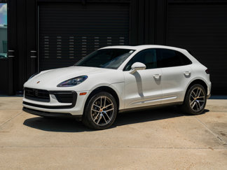 New 2025 Porsche Macan image 1