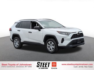 Used 2019 Toyota RAV4 LE image 1