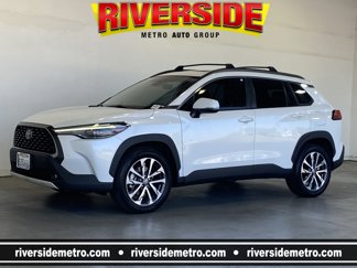Used 2022 Toyota Corolla Cross XLE image 1