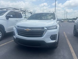 Used 2023 Chevrolet Traverse LT w/ LPO, Floor Liner Package image 1