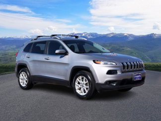 Used 2017 Jeep Cherokee Latitude w/ True North Edition image 1
