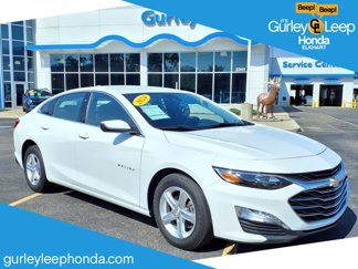 Used 2024 Chevrolet Malibu LT image 1