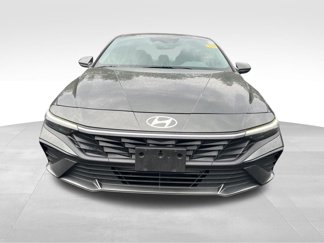 Used 2024 Hyundai Elantra SEL video 2