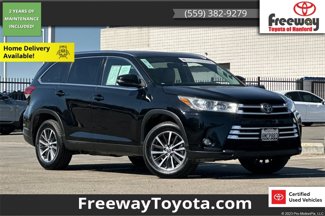 Certified 2019 Toyota Highlander XLE image 1
