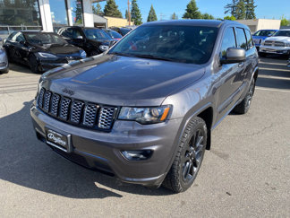 Used 2017 Jeep Grand Cherokee Altitude image 1