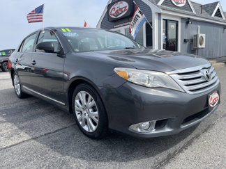 Used 2011 Toyota Avalon Limited image 1