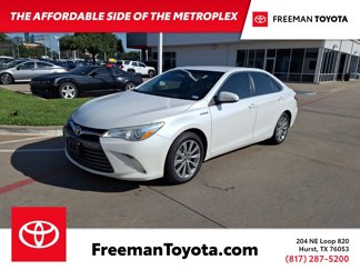 Used 2016 Toyota Camry XLE image 1