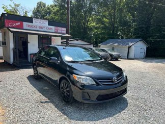 Used 2013 Toyota Corolla LE image 1