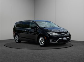 Used 2018 Chrysler Pacifica Touring Plus w/ Tire & Wheel Group image 1