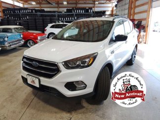 Used 2018 Ford Escape SE w/ SE Sport Appearance Package image 1