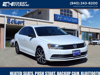 Used 2016 Volkswagen Jetta SE image 1