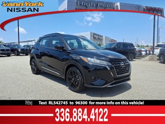 Certified 2024 Nissan Kicks SR image 1