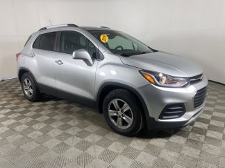 Used 2019 Chevrolet Trax LT w/ LT Convenience Package image 1