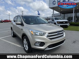Used 2017 Ford Escape SE image 1