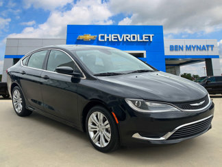 Used 2015 Chrysler 200 Limited w/ Convenience Group image 1