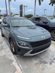 Used 2022 Hyundai Kona SEL image 1