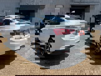 Used 2025 Chevrolet Malibu LT video 3