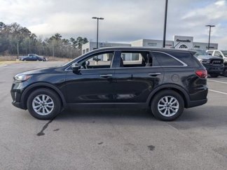 Used 2020 Kia Sorento LX image 1