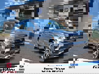 Certified 2022 Volkswagen Taos SE video 1