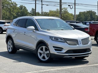 Used 2017 Lincoln MKC Premiere image 1