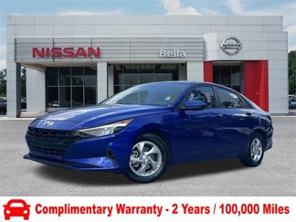 Used 2022 Hyundai Elantra SE w/ Cargo Package image 1