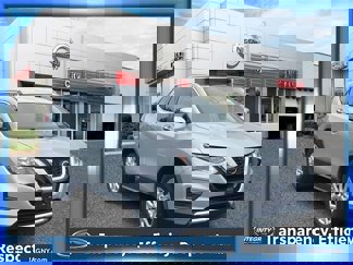 Used 2020 Nissan Rogue SV image 1