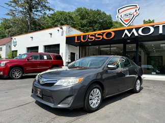 Used 2012 Toyota Camry L image 1