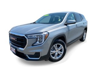 Used 2024 GMC Terrain SLE image 1