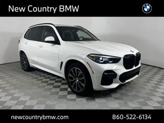 Used 2022 BMW X5 xDrive40i w/ M Sport Package image 1