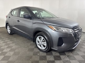 Used 2021 Nissan Kicks S w/ Interior Electronics Package image 1