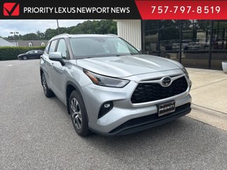 Used 2023 Toyota Highlander L image 1