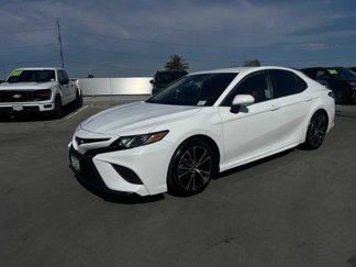 Used 2019 Toyota Camry SE image 1