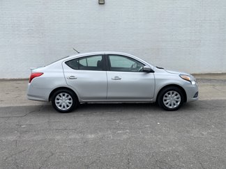 Used 2018 Nissan Versa SV image 1