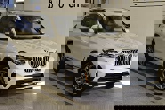 Used 2022 BMW X3 sDrive30i w/ Convenience Package image 1